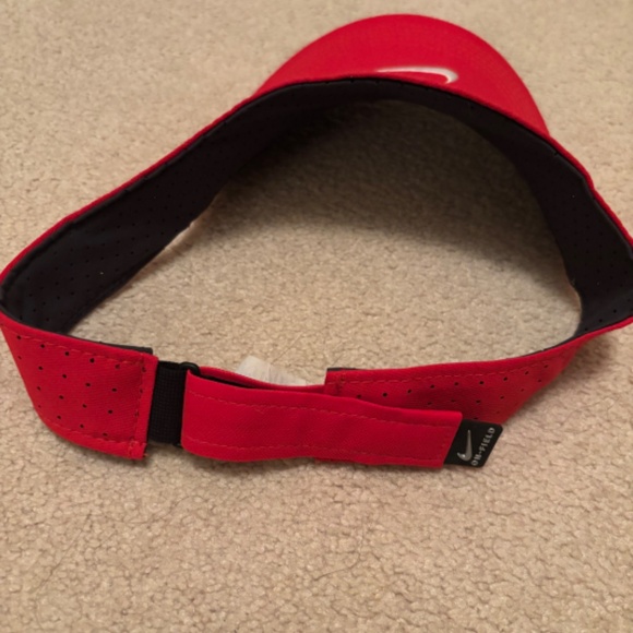 Women's Nike The Ohio State University Red Visor - Picture 3 of 3